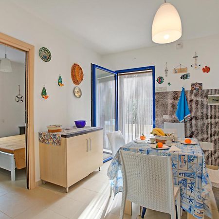 Pino Resort With Shared Pool Torre Lapillo Bagian luar foto
