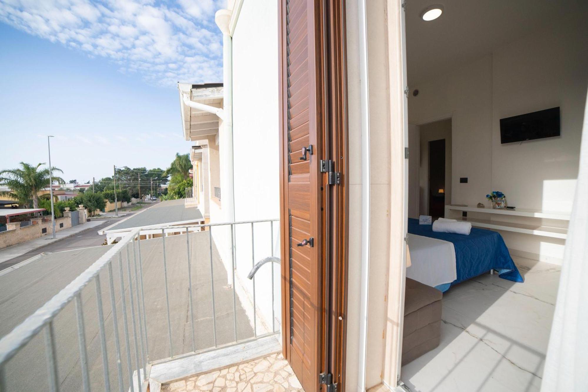 Pino Resort With Shared Pool Torre Lapillo Bagian luar foto