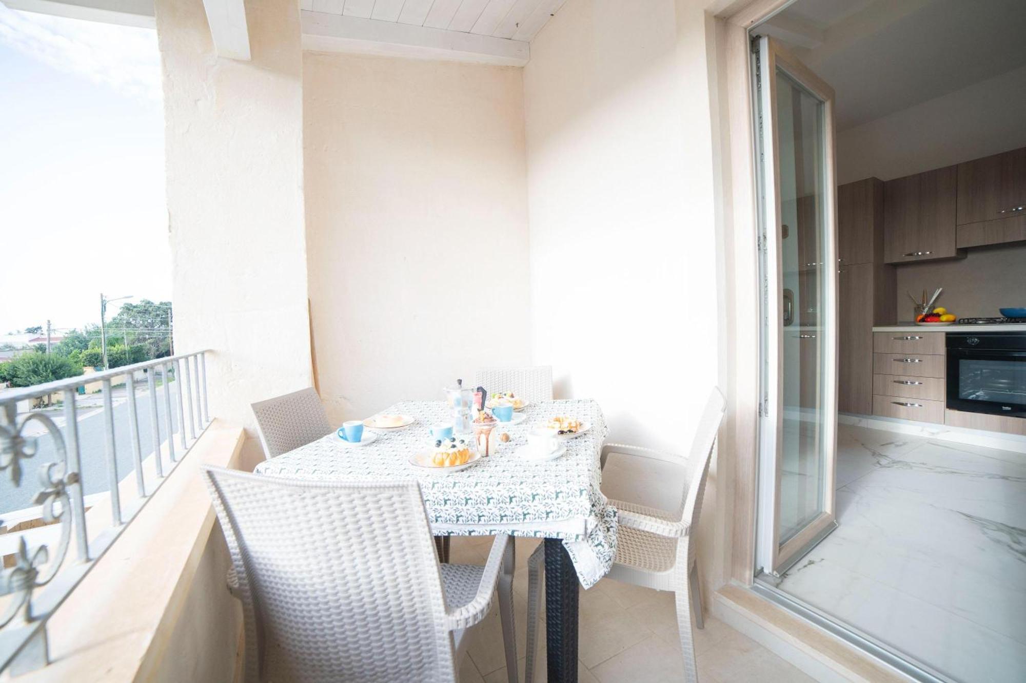 Pino Resort With Shared Pool Torre Lapillo Bagian luar foto